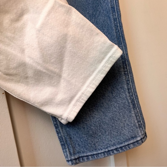 Hollister Ultra High Rise Mom Jeans Junior’s Size 5 R W27 L27 Blue White 2-tone - Picture 9 of 11